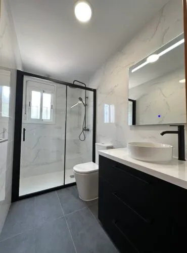 Reforma de baño en Sant Boi de Llobregat por Reformas Romero (15)